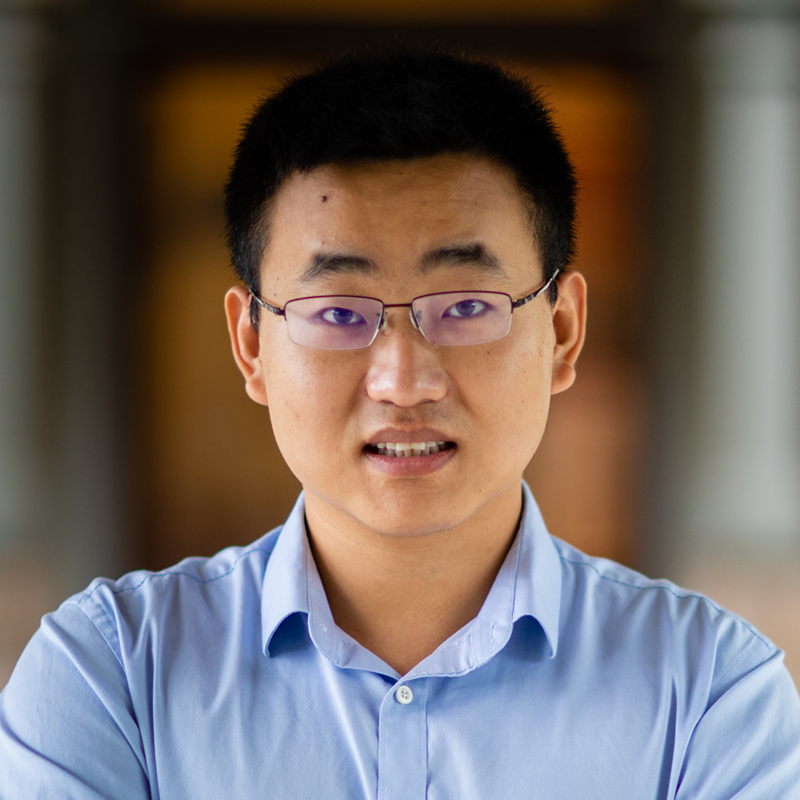 Vikas Krishnan Peng Gao Headshot