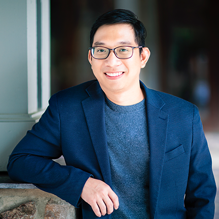 Thang Hoang Headshot