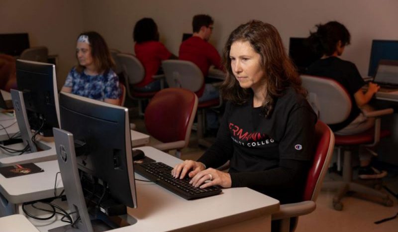 Students in computer lab work on laptops at Germanna Community College
